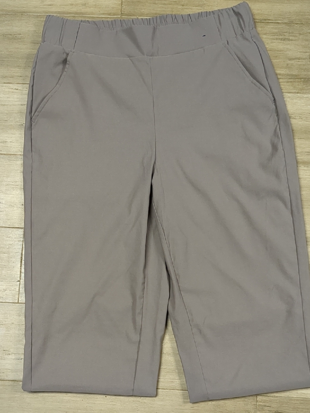 Modern Ambition Taupe Pants, M